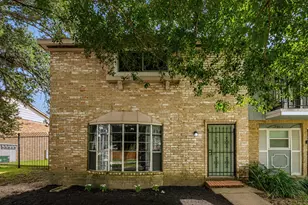 7311 Chasewood Dr, Houston, TX 77489 - Photo 2