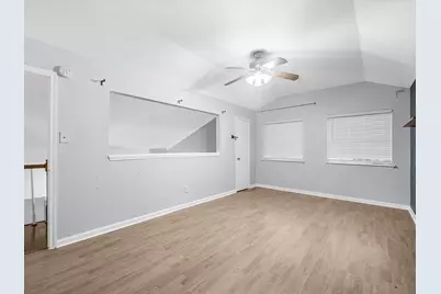 3823 Suttonford Drive, Houston, TX 77066 - Photo 14