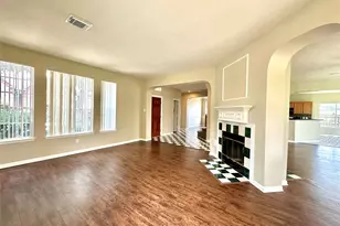 8303 Cliffshire Ct, Houston, TX 77083 - Photo 6