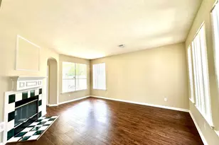 8303 Cliffshire Ct, Houston, TX 77083 - Photo 8