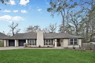 120 April Wind Dr E, Montgomery, TX 77356 - Photo 2