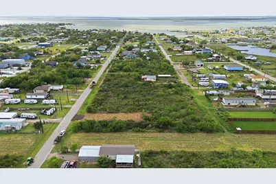 17 W Street, San Leon, TX 77539 - Photo 6