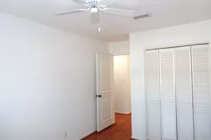 2105 S Winrock Blvd S, Houston, TX 77057 - Photo 18