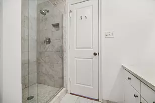 2105 S Winrock Blvd S, Houston, TX 77057 - Photo 14