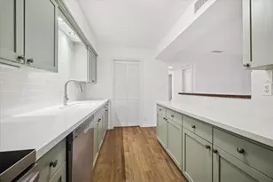 2105 S Winrock Blvd S, Houston, TX 77057 - Photo 8