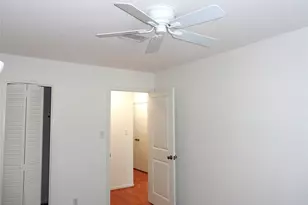 2105 S Winrock Blvd S, Houston, TX 77057 - Photo 16