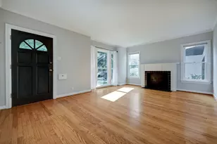 2910 Plumb St, Houston, TX 77005 - Photo 2