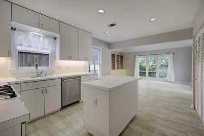 2910 Plumb Street, Houston, TX 77005 - Photo 4