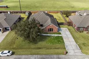 9702 Inwood Cir, Baytown, TX 77523 - Photo 34