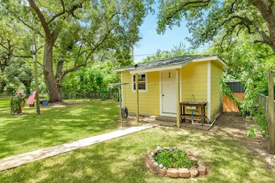 229 Caladium Street, Lake Jackson, TX 77566 - Photo 24