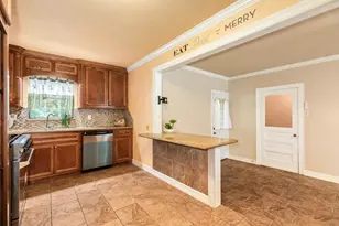 229 Caladium St, Lake Jackson, TX 77566 - Photo 12