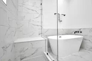 4804 Elysian St, Houston, TX 77009 - Photo 32