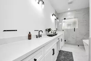 4804 Elysian St, Houston, TX 77009 - Photo 30