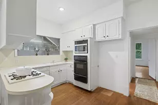 3308 Yupon St, Houston, TX 77006 - Photo 10