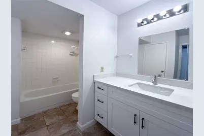 9201 Clarewood Drive #198, Houston, TX 77036 - Photo 10