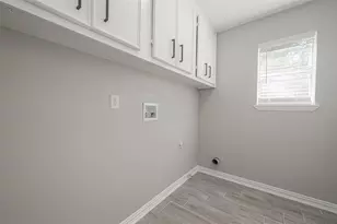 6 N Waxberry Rd, The Woodlands, TX 77381 - Photo 18