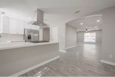 6 N Waxberry Road, The Woodlands, TX 77381 - Photo 14