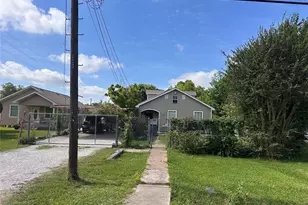 7812 E Magnolia St, Houston, TX 77012 - Photo 8