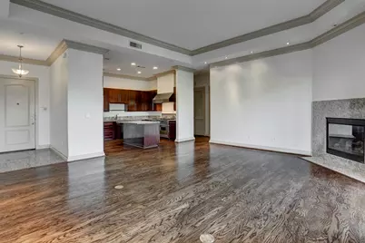 3388 Sage Road #301, Houston, TX 77056 - Photo 2