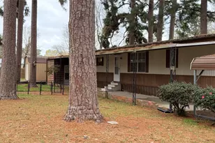 247 N Onalaska, Onalaska, TX 77360 - Photo 2