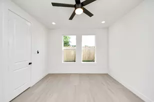 4324 Avron Dr, Stafford, TX 77477 - Photo 18