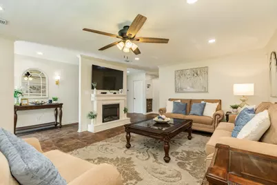 112 Lillian Drive, West Columbia, TX 77486 - Photo 10