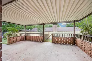 103 Bluebonnet Dr, Bellville, TX 77418 - Photo 2