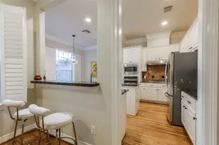 7515 Shady Villa Walk, Houston, TX 77055 - Photo 10