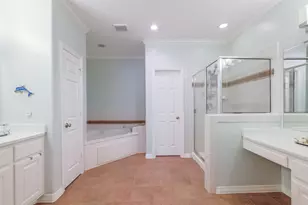 7515 Shady Villa Walk, Houston, TX 77055 - Photo 14