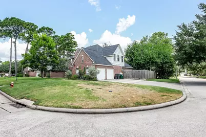 13502 Spring Court, Tomball, TX 77375 - Photo 4