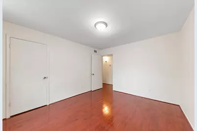 12633 Memorial Drive #170, Houston, TX 77024 - Photo 16