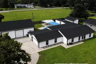 1212 Delores St, Kemah, TX 77565 - Photo 2