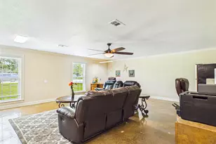 1212 Delores St, Kemah, TX 77565 - Photo 38