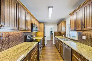 1212 Delores St, Kemah, TX 77565 - Photo 12