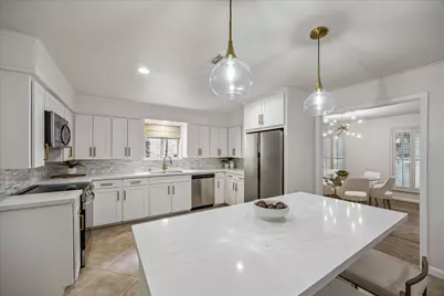 11418 Ash Creek Drive, Houston, TX 77043 - Photo 8