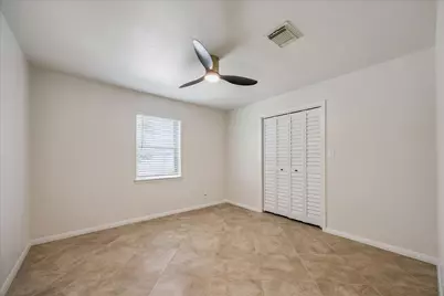 11418 Ash Creek Drive, Houston, TX 77043 - Photo 26