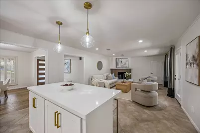 11418 Ash Creek Drive, Houston, TX 77043 - Photo 12