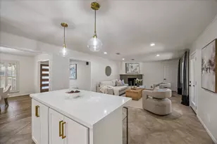 11418 Ash Creek Dr, Houston, TX 77043 - Photo 12