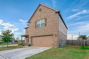 2561 Magnolia Fair Way, Spring, TX 77386 - Photo 2