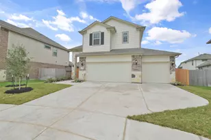 21445 Kings Guild Ln, Kingwood, TX 77339 - Photo 2