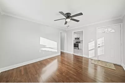 702 S Nugent Street, La Porte, TX 77571 - Photo 4