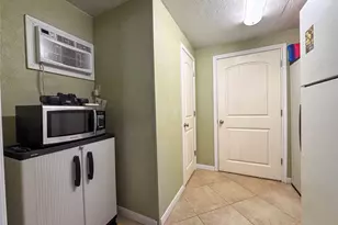 1031 Redfish St, Bayou Vista, TX 77563 - Photo 22