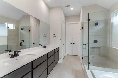 8143 Fenway Heights Dr, The Woodlands, TX 77389 - Photo 20
