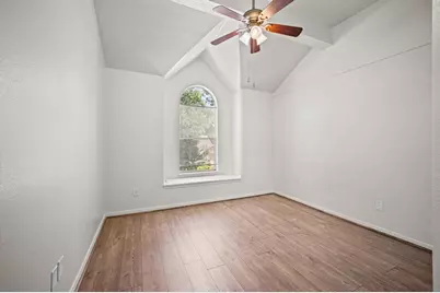 13 Lakeridge Drive, The Woodlands, TX 77381 - Photo 14