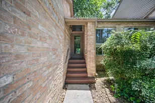 13 Lakeridge Dr, Spring, TX 77381 - Photo 4