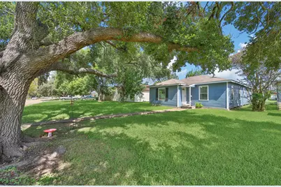 1606 W 8th Street, Freeport, TX 77541 - Photo 1