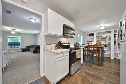 1606 W 8th Street, Freeport, TX 77541 - Photo 10