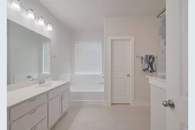 200 Catalina Cove Drive, Katy, TX 77493 - Photo 22