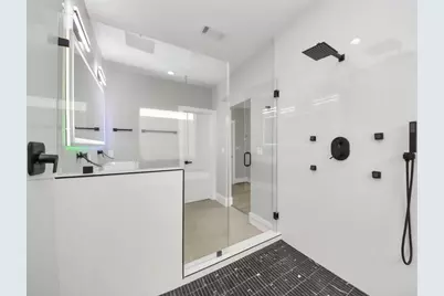 604 W 28th Street #A, Houston, TX 77008 - Photo 16