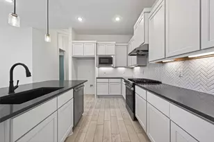 2802 Wild Berry Ct, Brookshire, TX 77423 - Photo 4